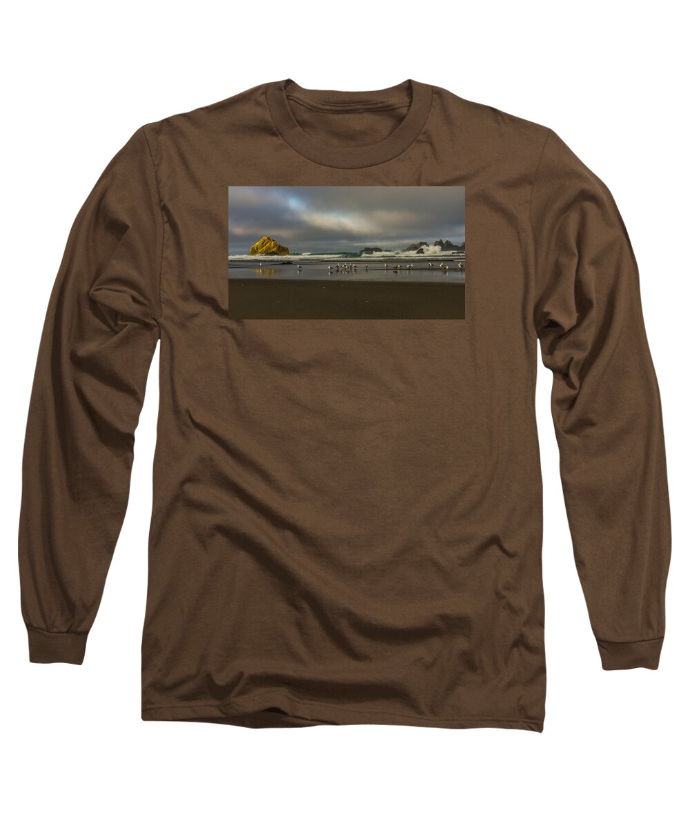 Bandon Or Long Sleeve T-Shirt featuring the photograph Morning light on the Beach by Ulrich Burkhalter