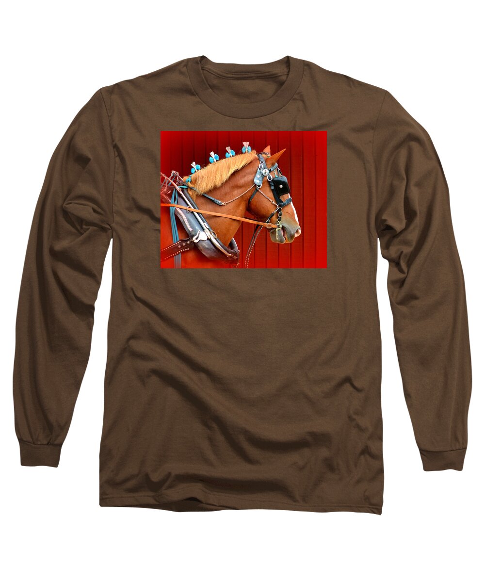 Draft Long Sleeve T-Shirt featuring the photograph Ready to Pull by Lori Seaman