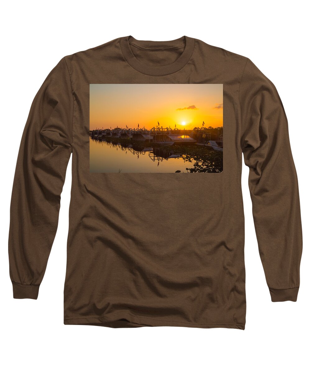 Sunset Long Sleeve T-Shirt featuring the photograph Sunset at Everglades Holiday Park by Dart Humeston