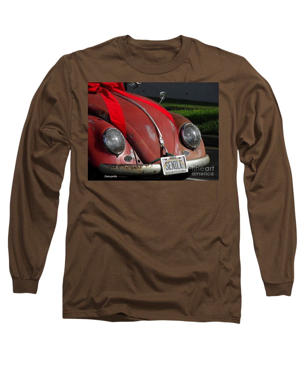 Hawaii Long Sleeve T-Shirt featuring the digital art Vintage Volkswagen by Dorlea Ho