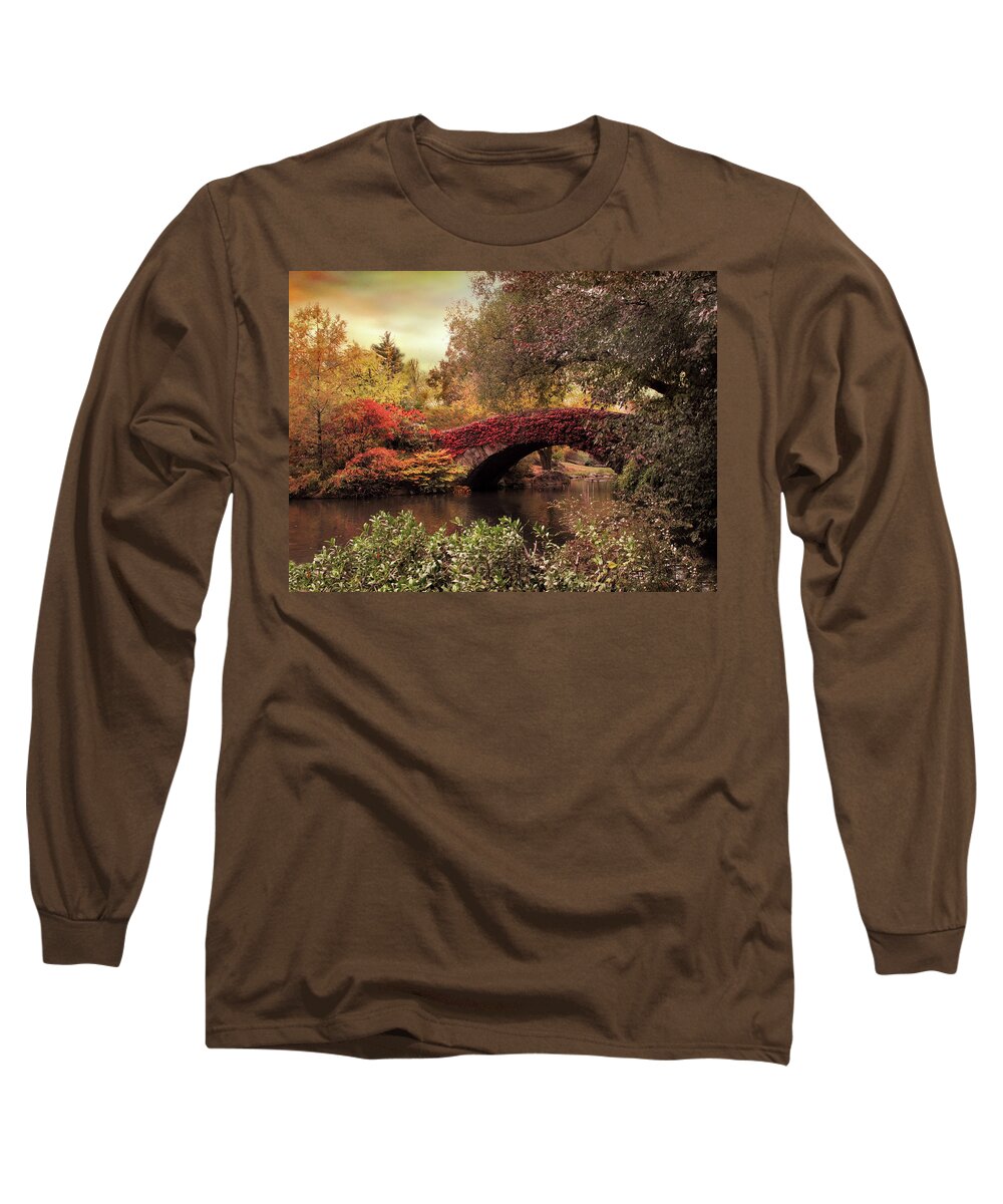 Bridge Long Sleeve T-Shirt featuring the photograph Dusk At Gapstow by Jessica Jenney