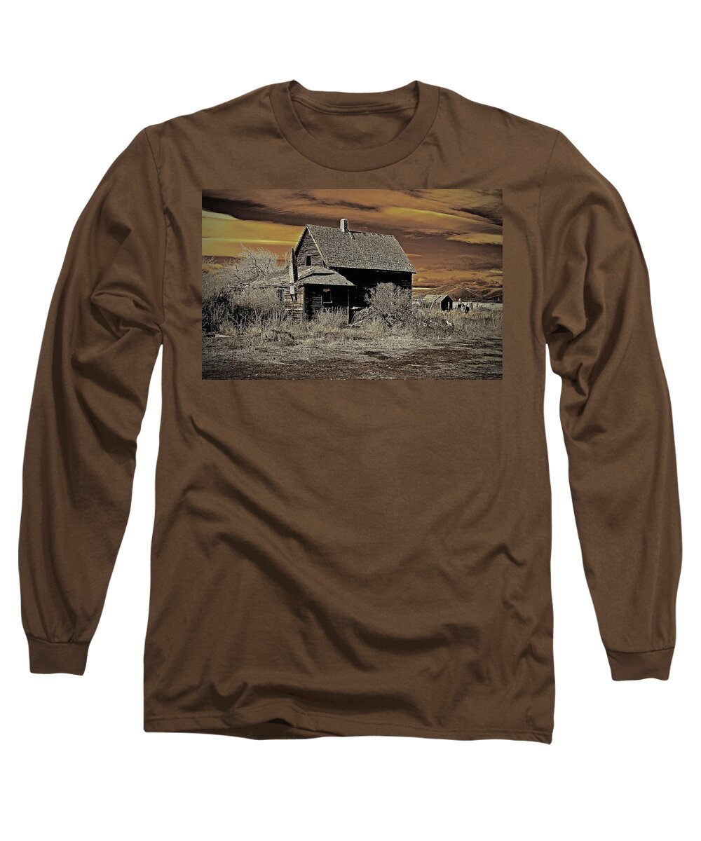 In Focus Long Sleeve T-Shirt featuring the digital art Juniper Flats Homestead by Fred Loring