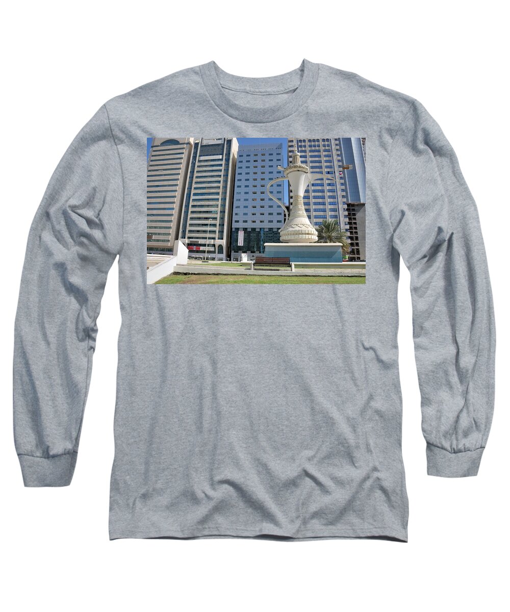 Abu Dhabi Long Sleeve T-Shirt featuring the photograph Abu Dhabi Al Ittihad Square by Steven Richman