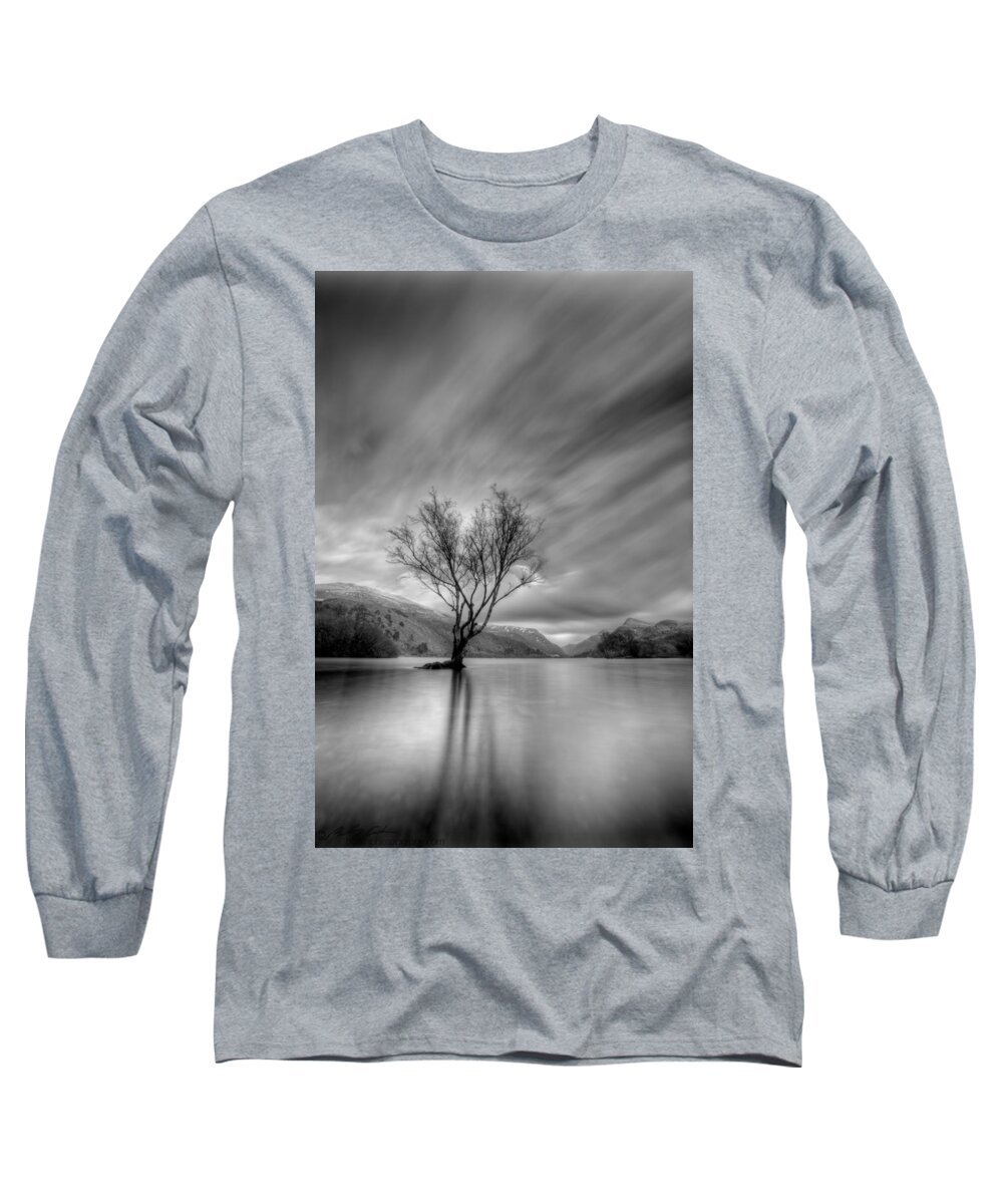 Black And White Long Sleeve T-Shirt featuring the photograph Lake Tree mon by B Cash