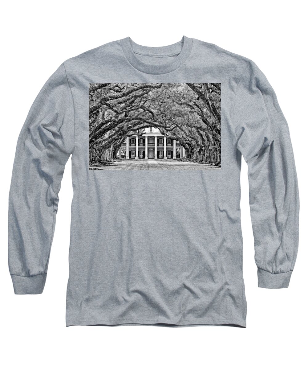 Oak Alley Plantation Long Sleeve T-Shirt featuring the photograph Southern Class Oil bw by Steve Harrington