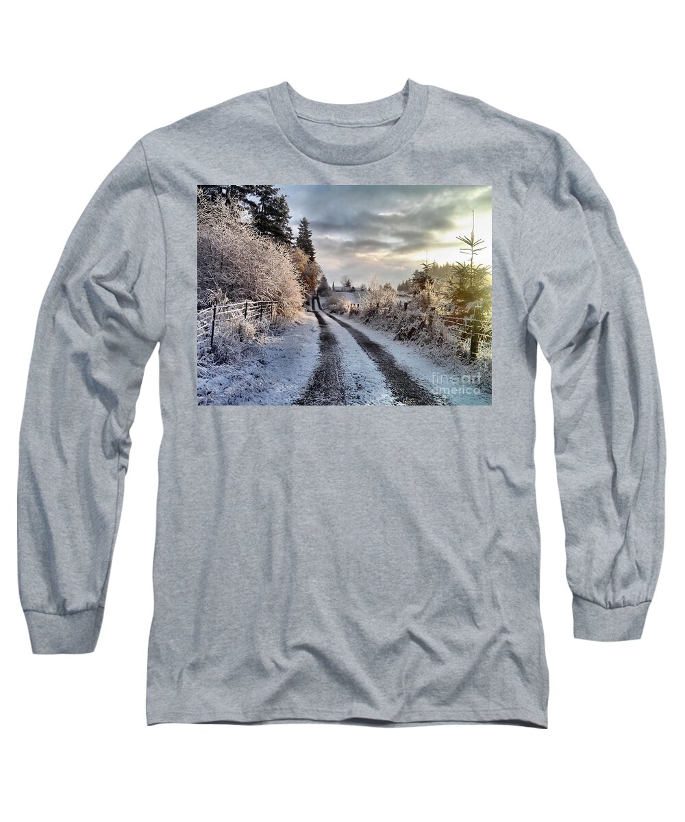 Landscape Long Sleeve T-Shirt featuring the photograph The Way Home by Rory Siegel