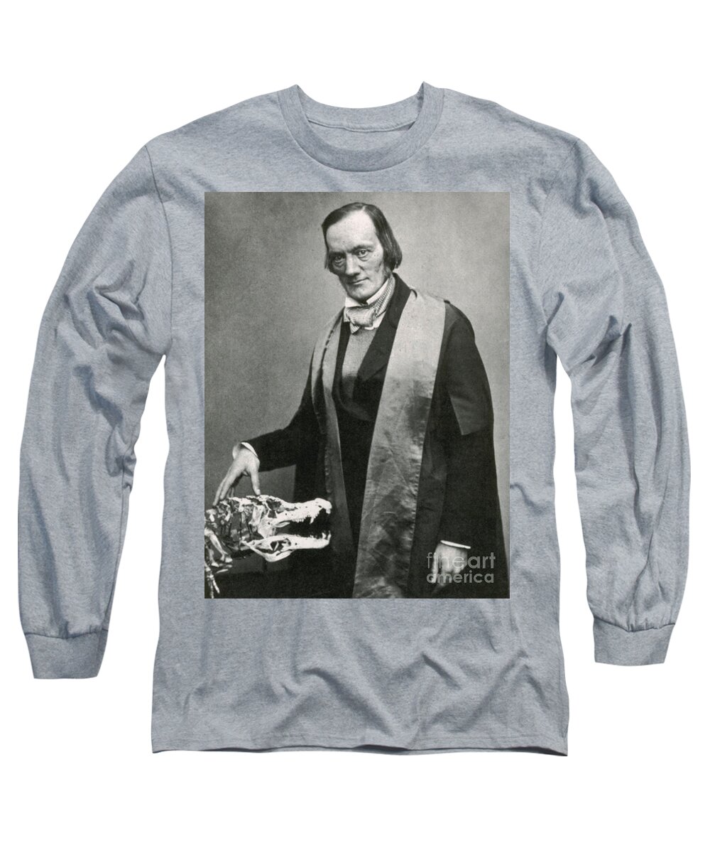 Science Long Sleeve T-Shirt featuring the photograph Richard Owen, English Paleontologist #6 by Science Source