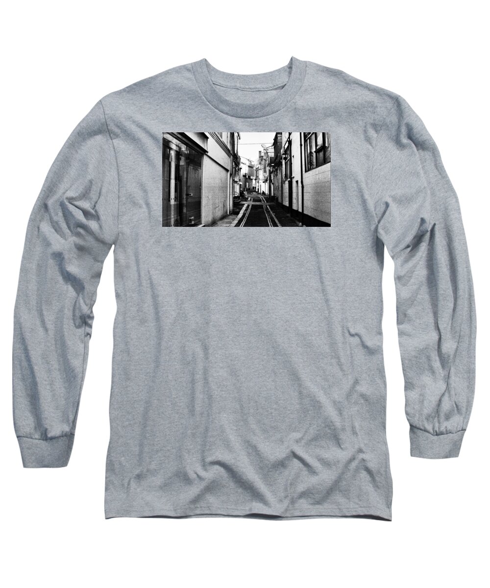 Street Photography Long Sleeve T-Shirt featuring the photograph Backstreet by Pedro Fernandez