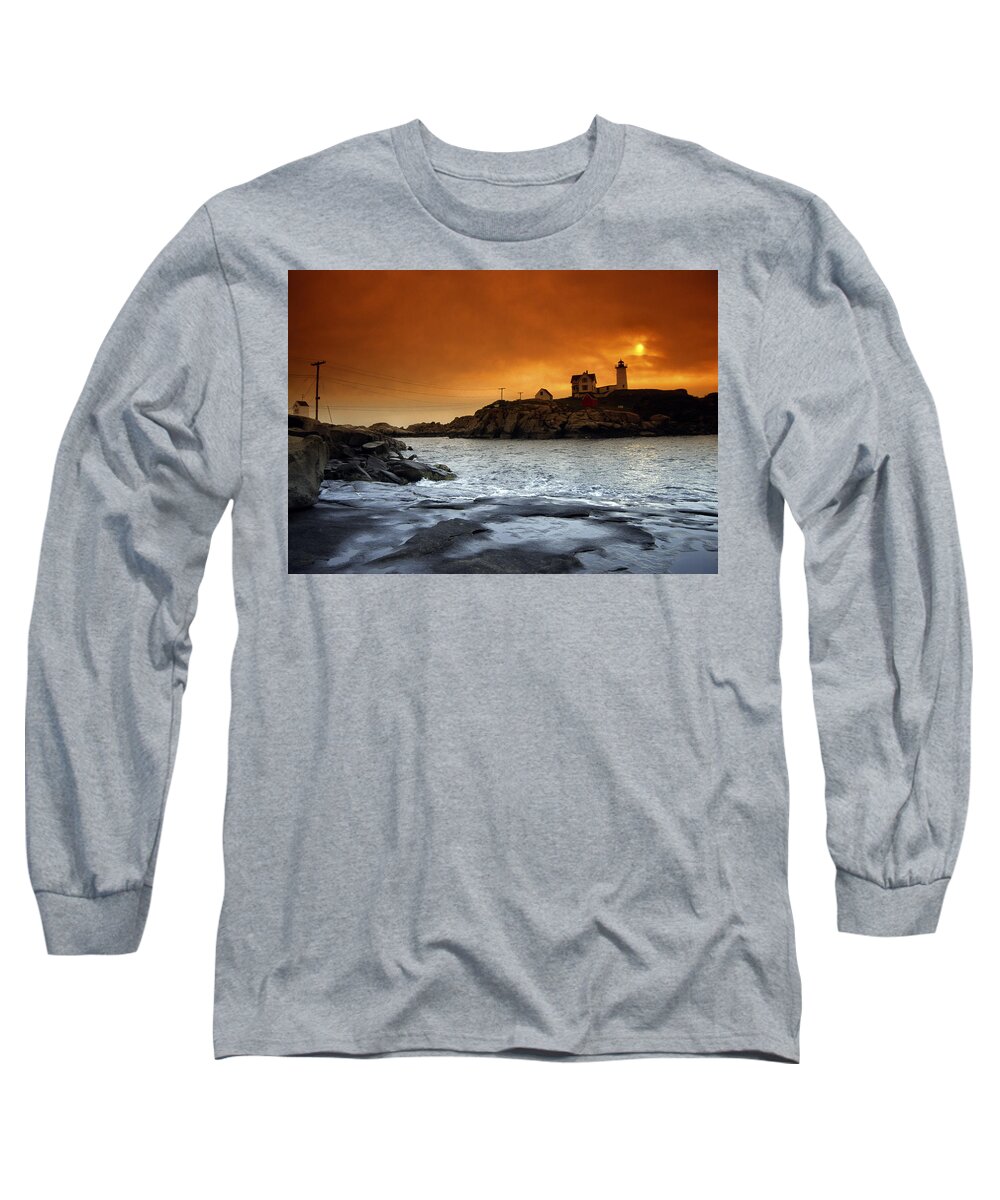 Usa Long Sleeve T-Shirt featuring the photograph Cape Neddick Lighthouse, Maine, USA by Gary Corbett