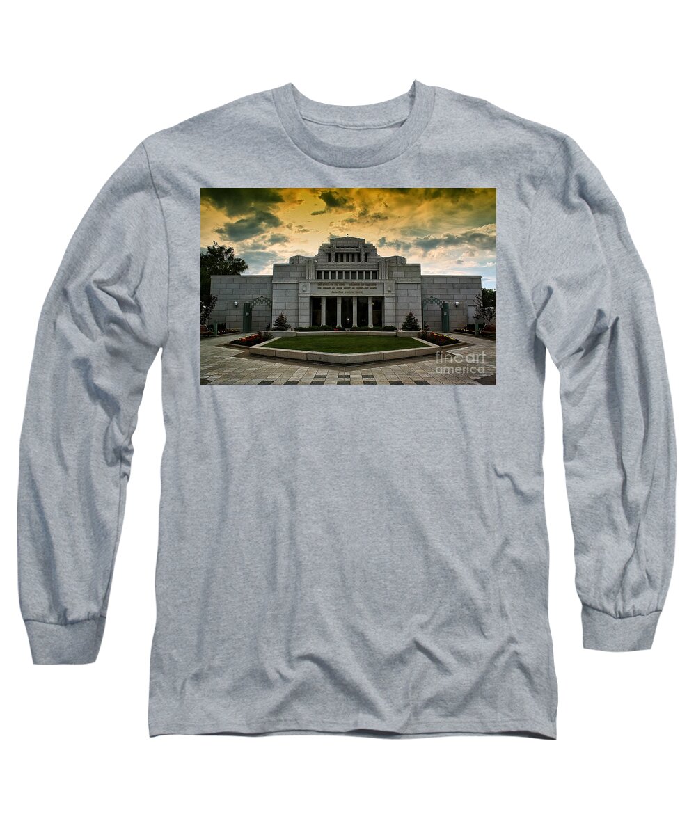 Temple Long Sleeve T-Shirt featuring the photograph Cardston Alberta Temple II by Teresa Zieba
