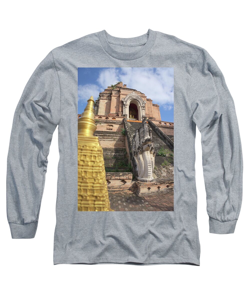 Thailand Long Sleeve T-Shirt featuring the photograph Chiang Mai by Ivan Franklin