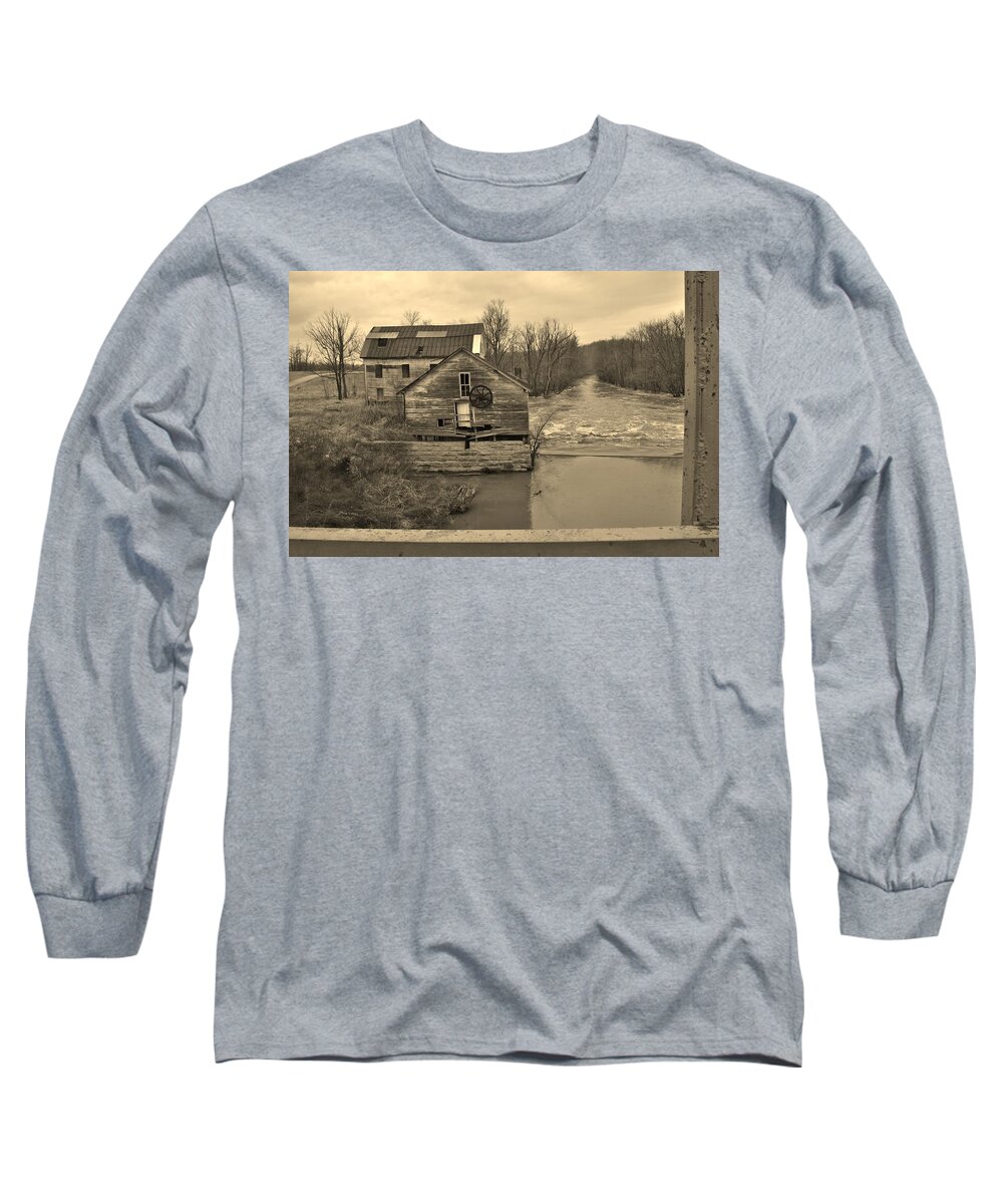 Gristmill Long Sleeve T-Shirt featuring the photograph Falls of Rough Abandoned Gristmill by Stacie Siemsen