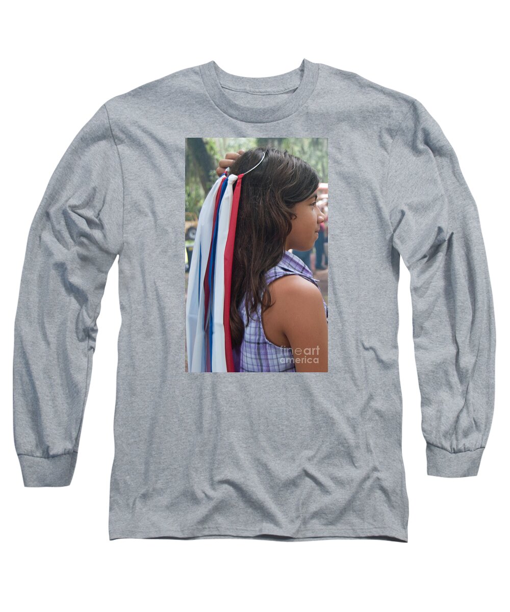  Long Sleeve T-Shirt featuring the photograph Guest by George D Gordon III