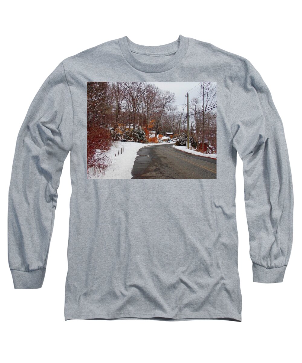 Highland Long Sleeve T-Shirt featuring the photograph Highland Lake Road 1 by Nina Kindred