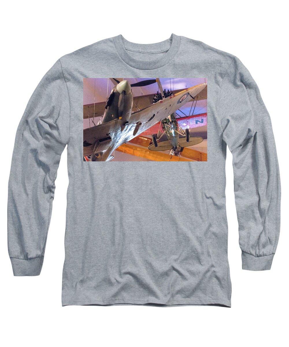  Long Sleeve T-Shirt featuring the photograph In Flight by Michael Nowotny