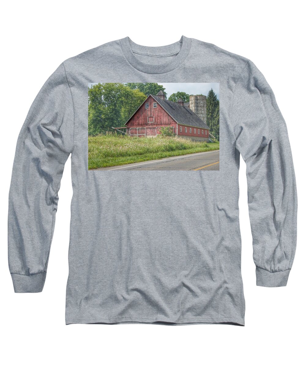 Barn Long Sleeve T-Shirt featuring the photograph 0029 - Metamora Red I by Sheryl L Sutter