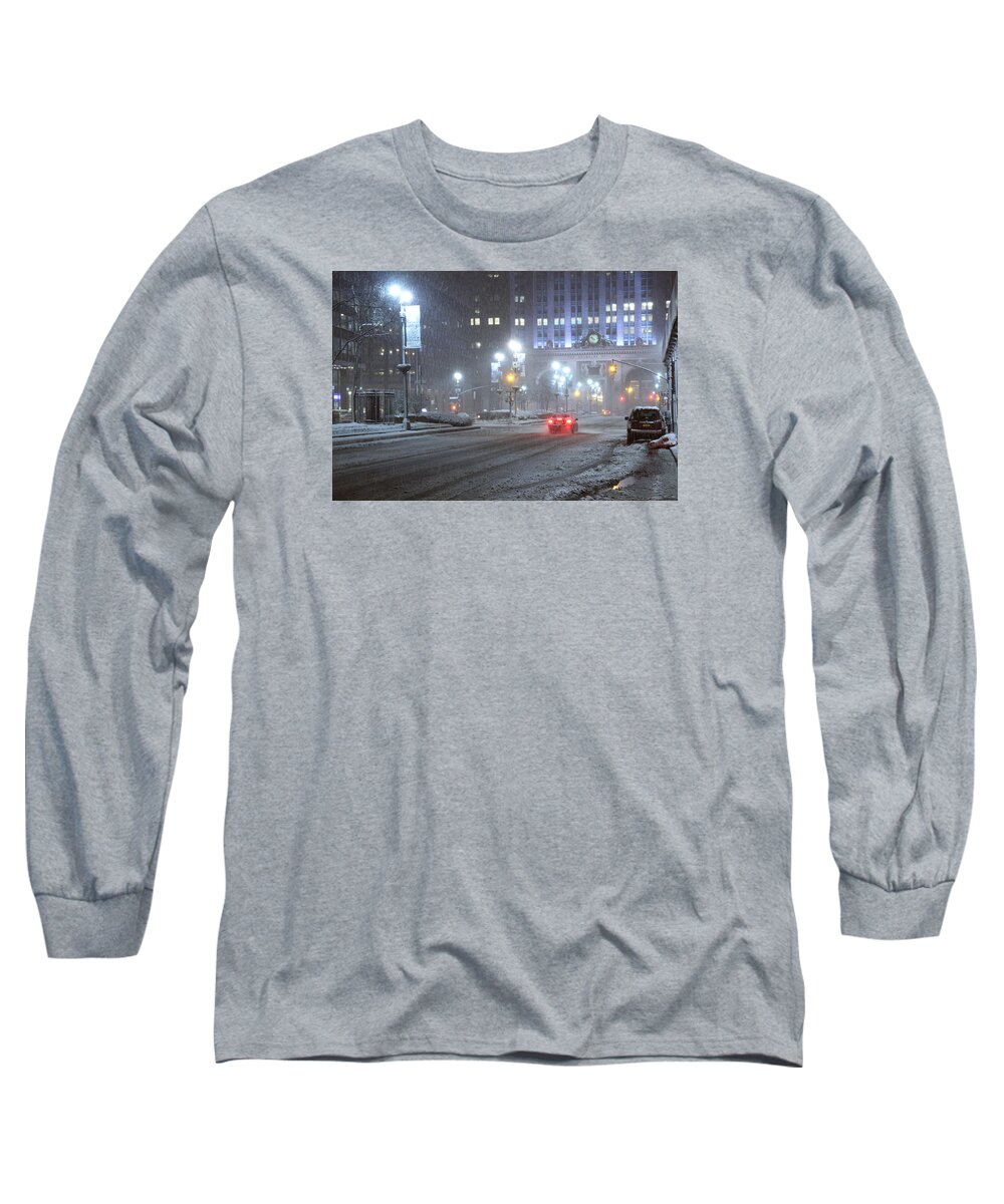 Park Avenue Long Sleeve T-Shirt featuring the photograph Park Avenue Manhattan New York near The Helmsley Building by Alexander Winogradoff