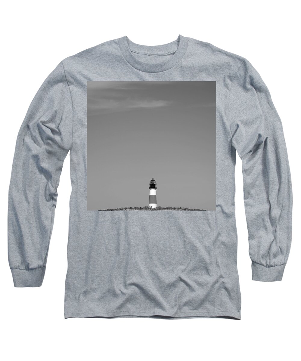 Sankaty Long Sleeve T-Shirt featuring the photograph Sankaty Head Lighthouse Nantucket by Charles Harden