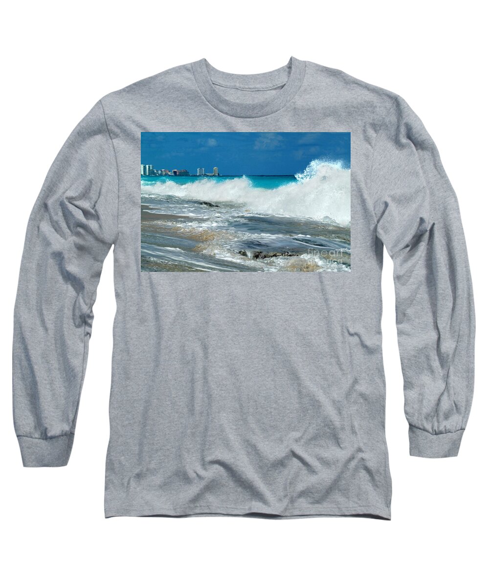 Sea Long Sleeve T-Shirt featuring the photograph Splash Down by Mark Madere