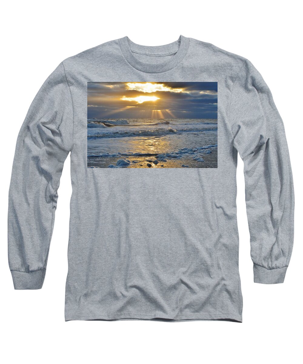 Obx Sunrise Long Sleeve T-Shirt featuring the photograph Sunbeams by Barbara Ann Bell