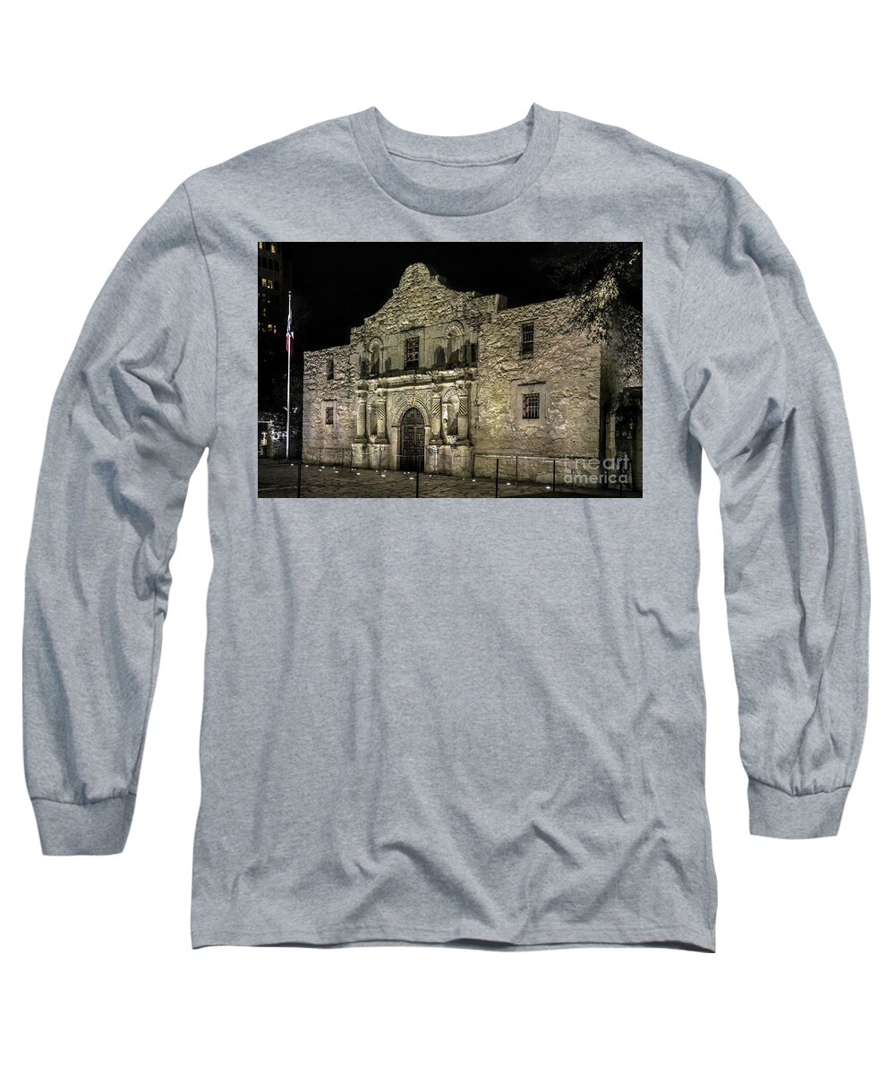 San Antonio Long Sleeve T-Shirt featuring the photograph The Alamo at Night by David Meznarich