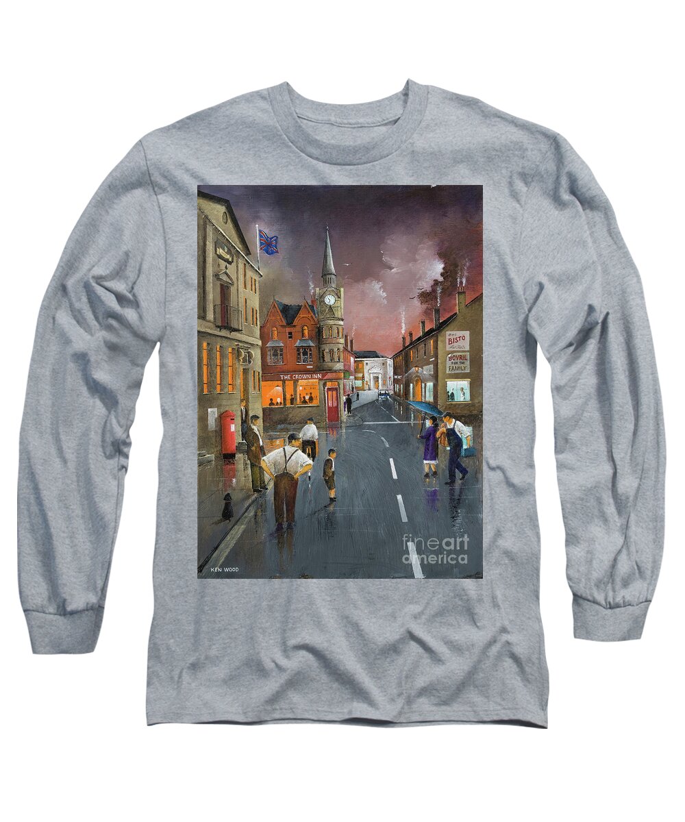 England Long Sleeve T-Shirt featuring the painting The Crown Inn, Dudley - England by Ken Wood