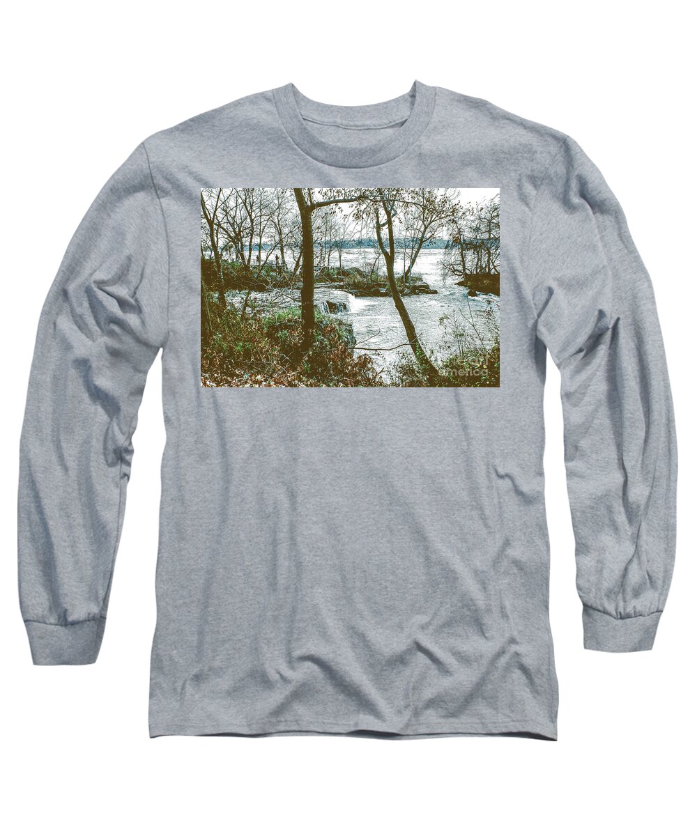 Niagra Long Sleeve T-Shirt featuring the photograph Three Sisters Island by Sandy Moulder