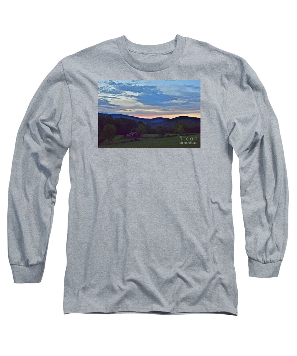 Red Barn Long Sleeve T-Shirt featuring the photograph Twilight by Tracy Rice Frame Of Mind