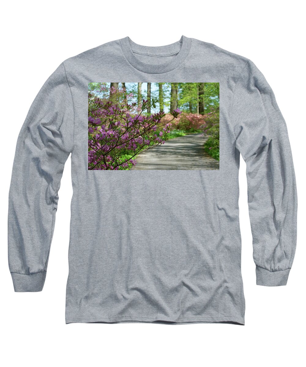 Winterthur Long Sleeve T-Shirt featuring the photograph Winterthur Gardens #00548 by Raymond Magnani