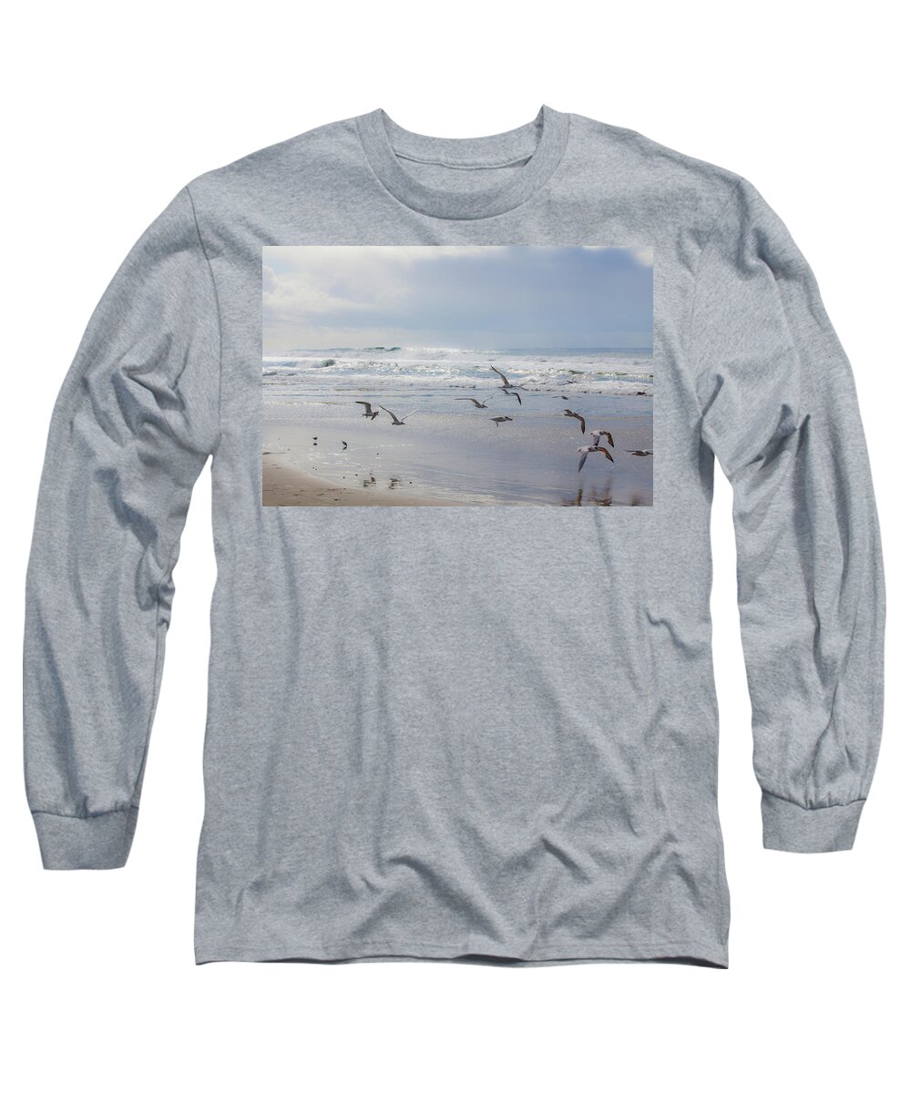  Long Sleeve T-Shirt featuring the photograph Bird Flight at Moonlight Beach by Catherine Walters