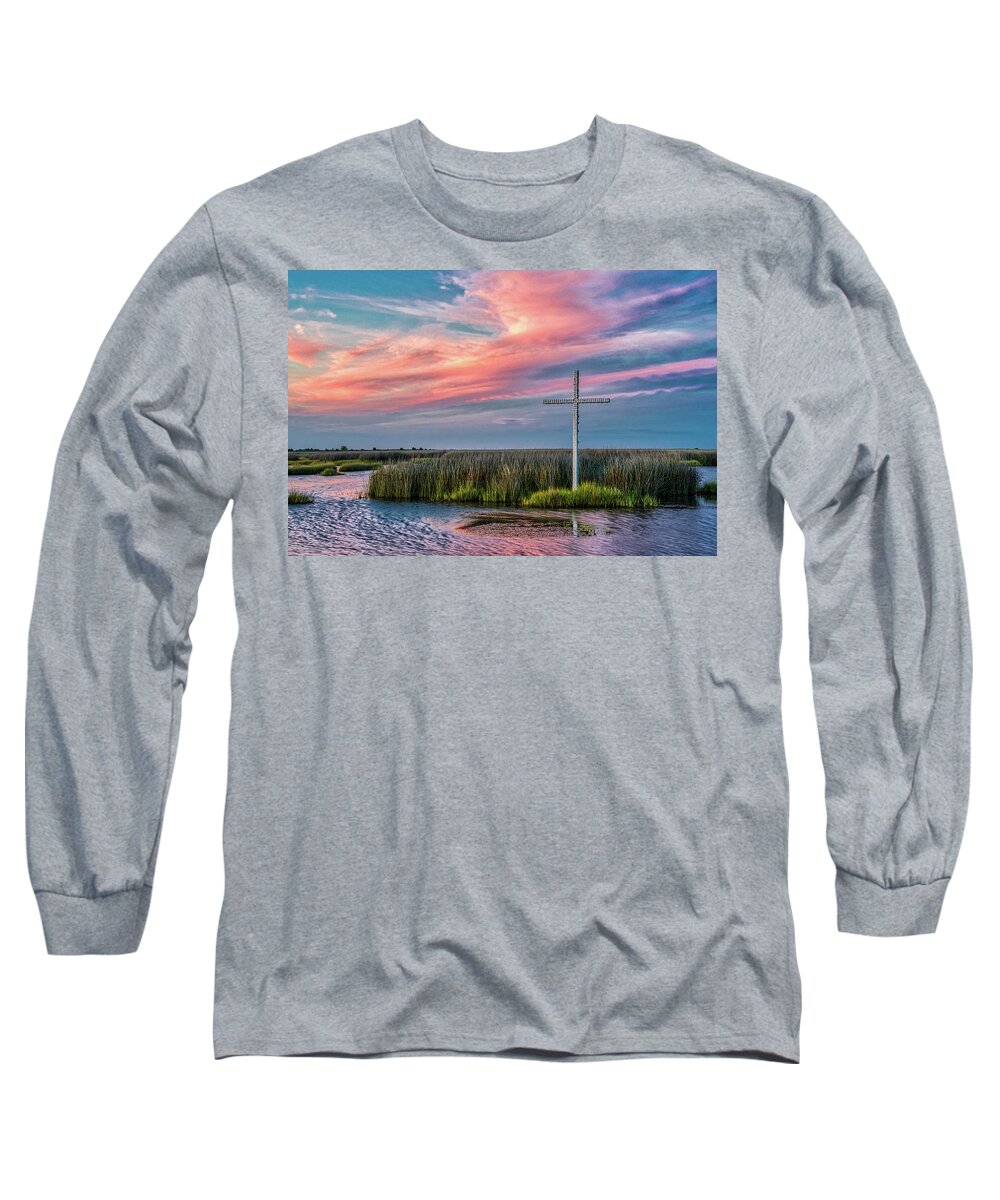 Poquoson Long Sleeve T-Shirt featuring the photograph Cross at Sunset by Jerry Gammon