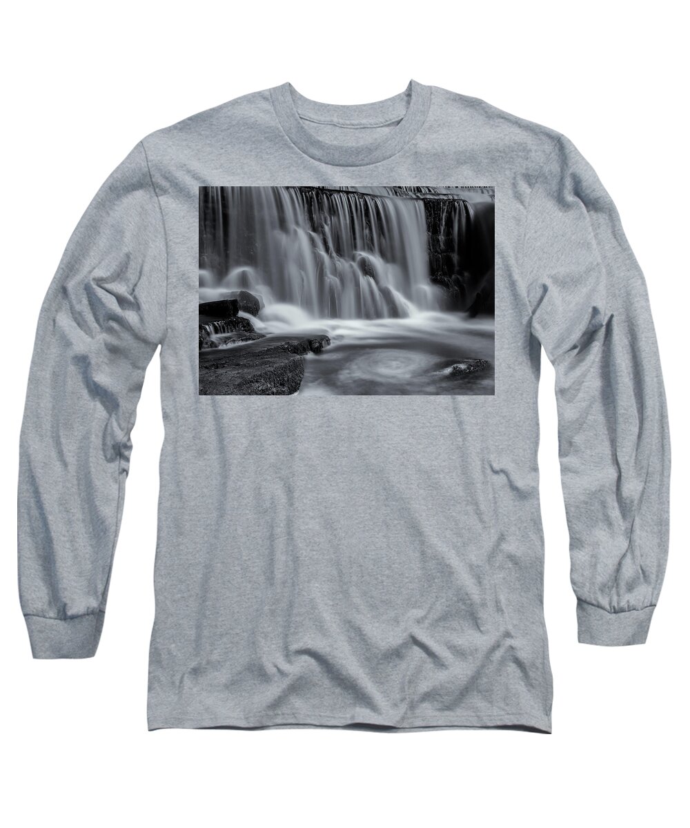 Monsal Dale Weir Long Sleeve T-Shirt featuring the photograph Monsal Dale Weir by Rob Davies