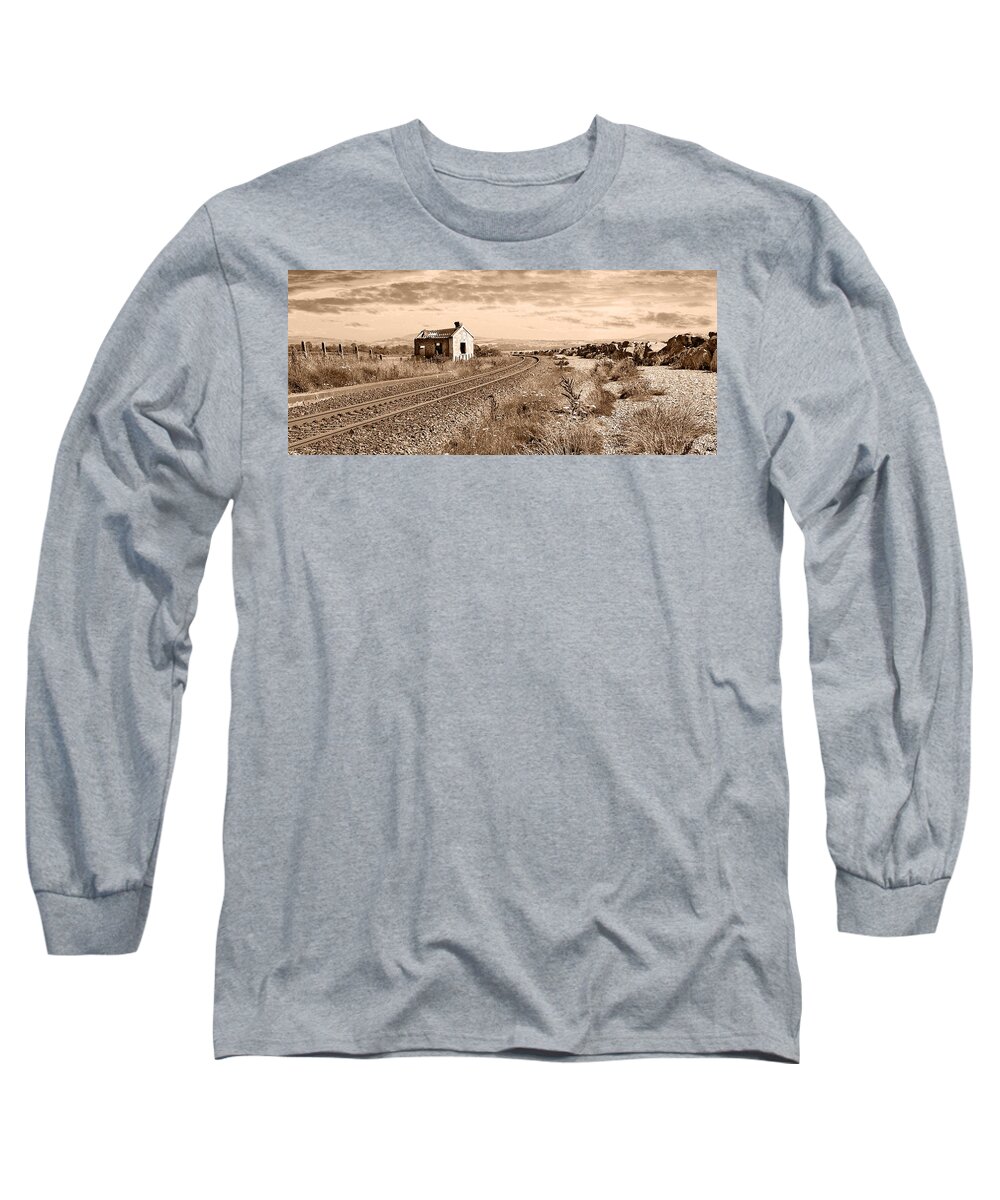 New Castle Long Sleeve T-Shirt featuring the photograph Railroad To New Castle by Randall Dill