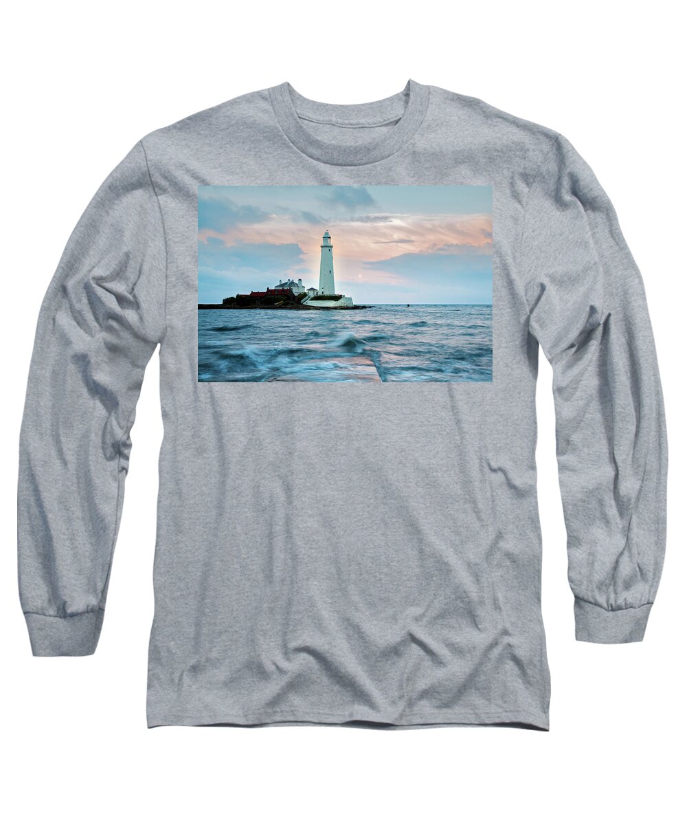 Whitley Long Sleeve T-Shirt featuring the photograph Saint Mary's Lighthouse at Whitley Bay #17 by Ian Middleton
