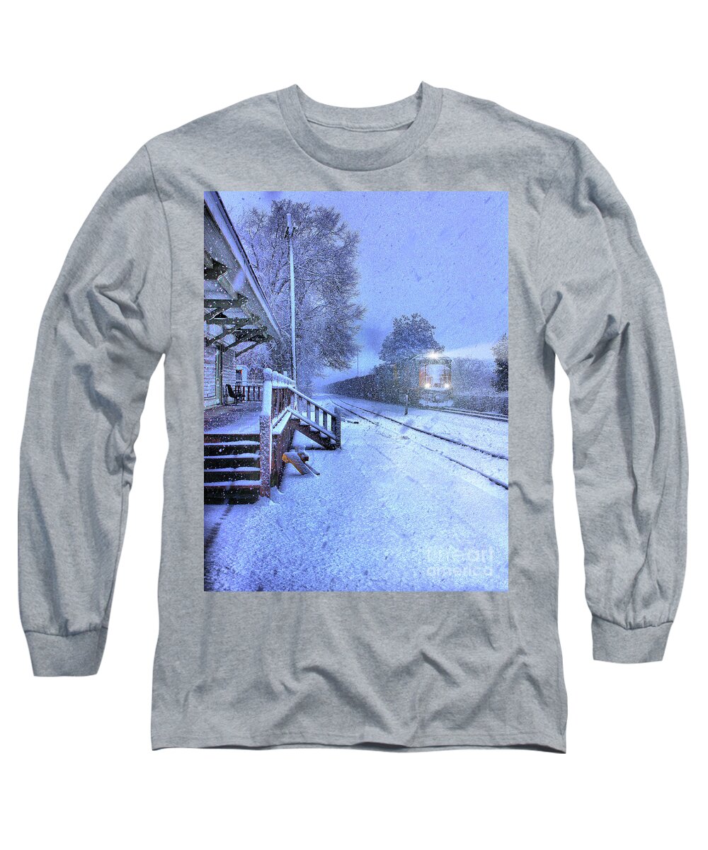 Snow Alabama Long Sleeve T-Shirt featuring the photograph Alabama Snow by Rick Lipscomb