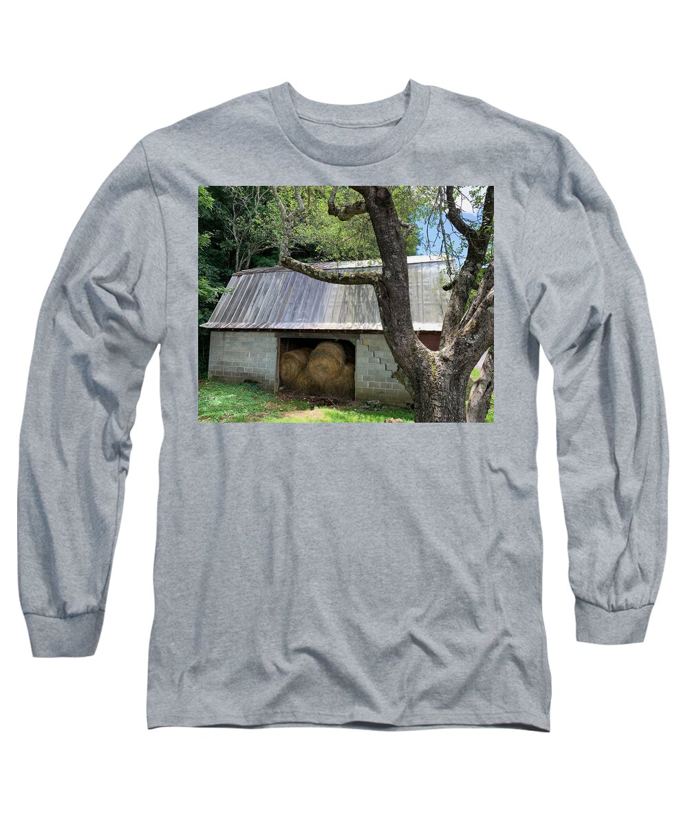 Nc Long Sleeve T-Shirt featuring the photograph Every Inch is Full by Lee Darnell