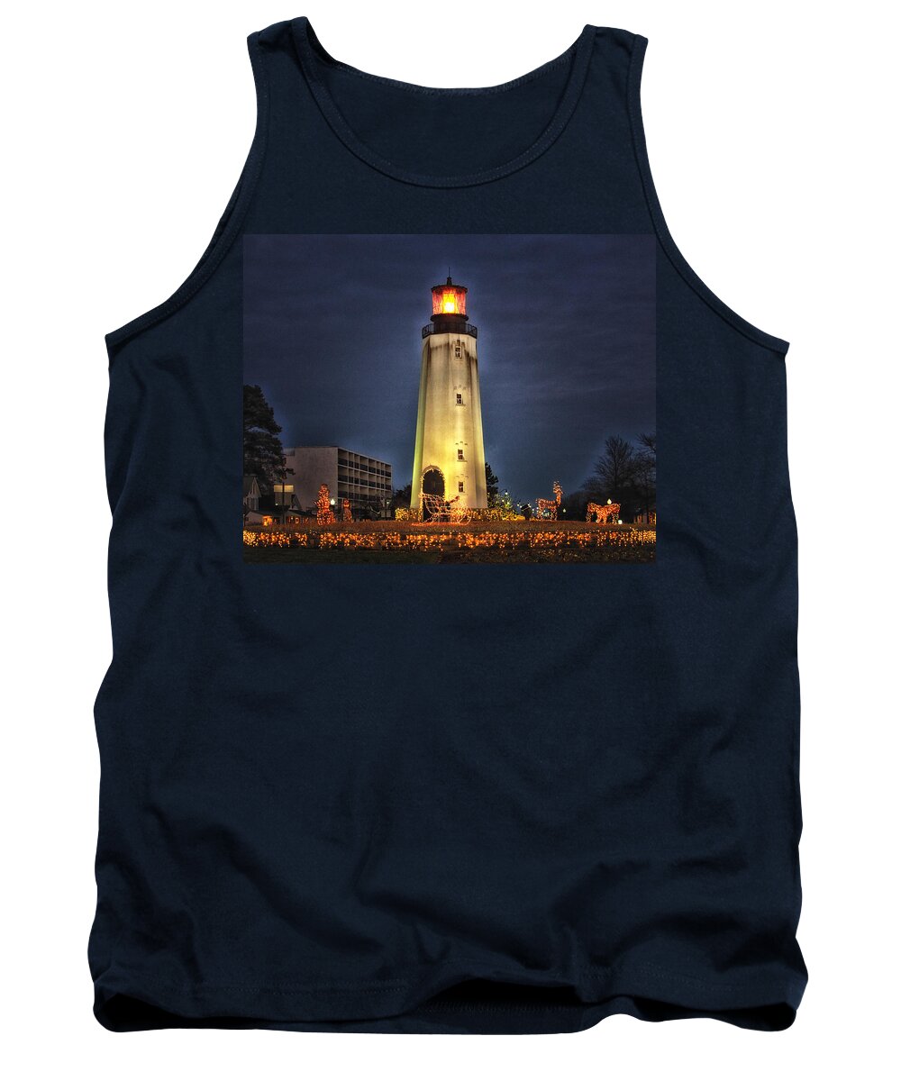 Rehoboth Traffic Circle Tank Top featuring the photograph Rehoboth Circle Christmas by Bill Swartwout