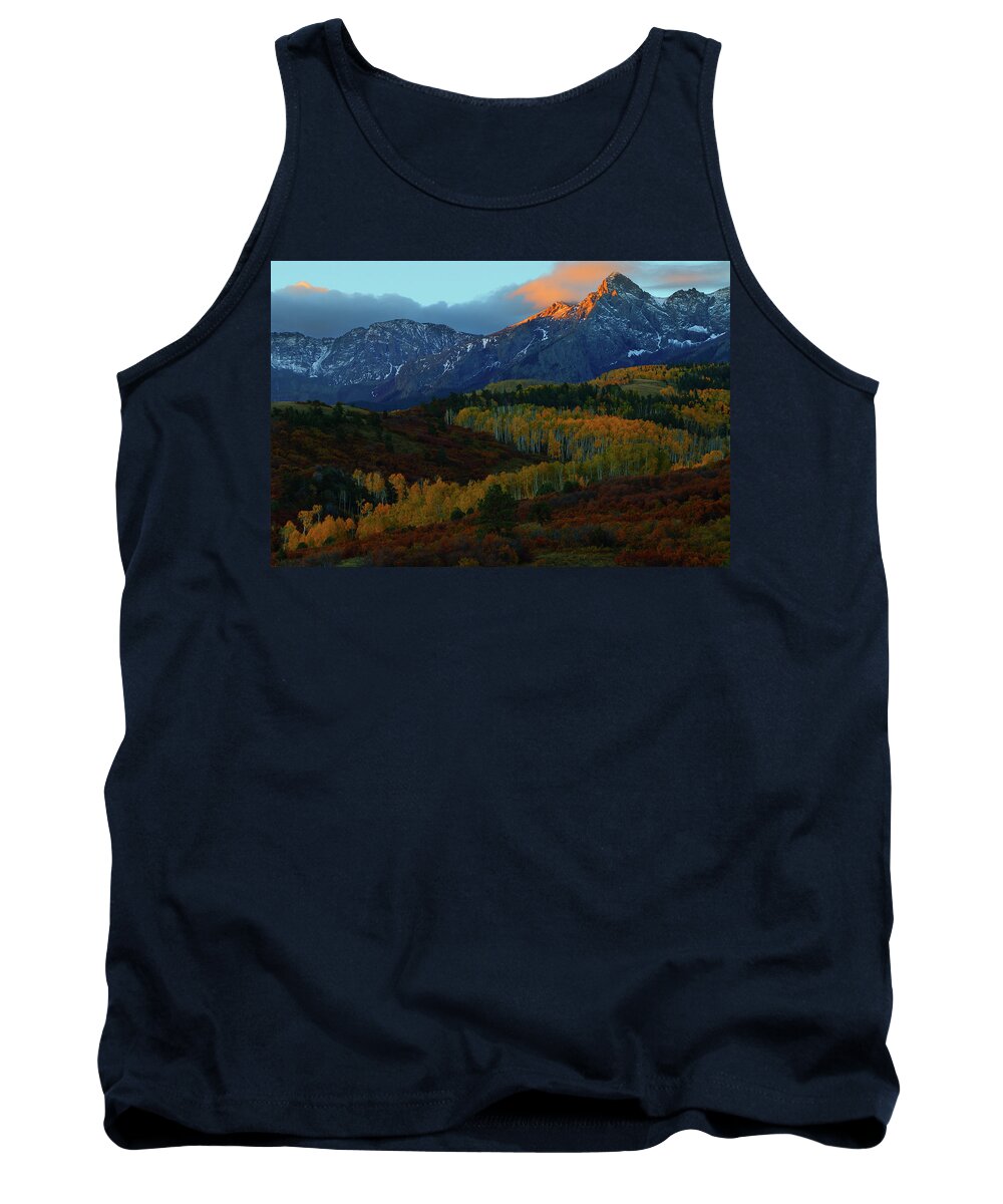 Dallas Tank Top featuring the photograph Sunrise at Dallas Divide during Autumn by Jetson Nguyen