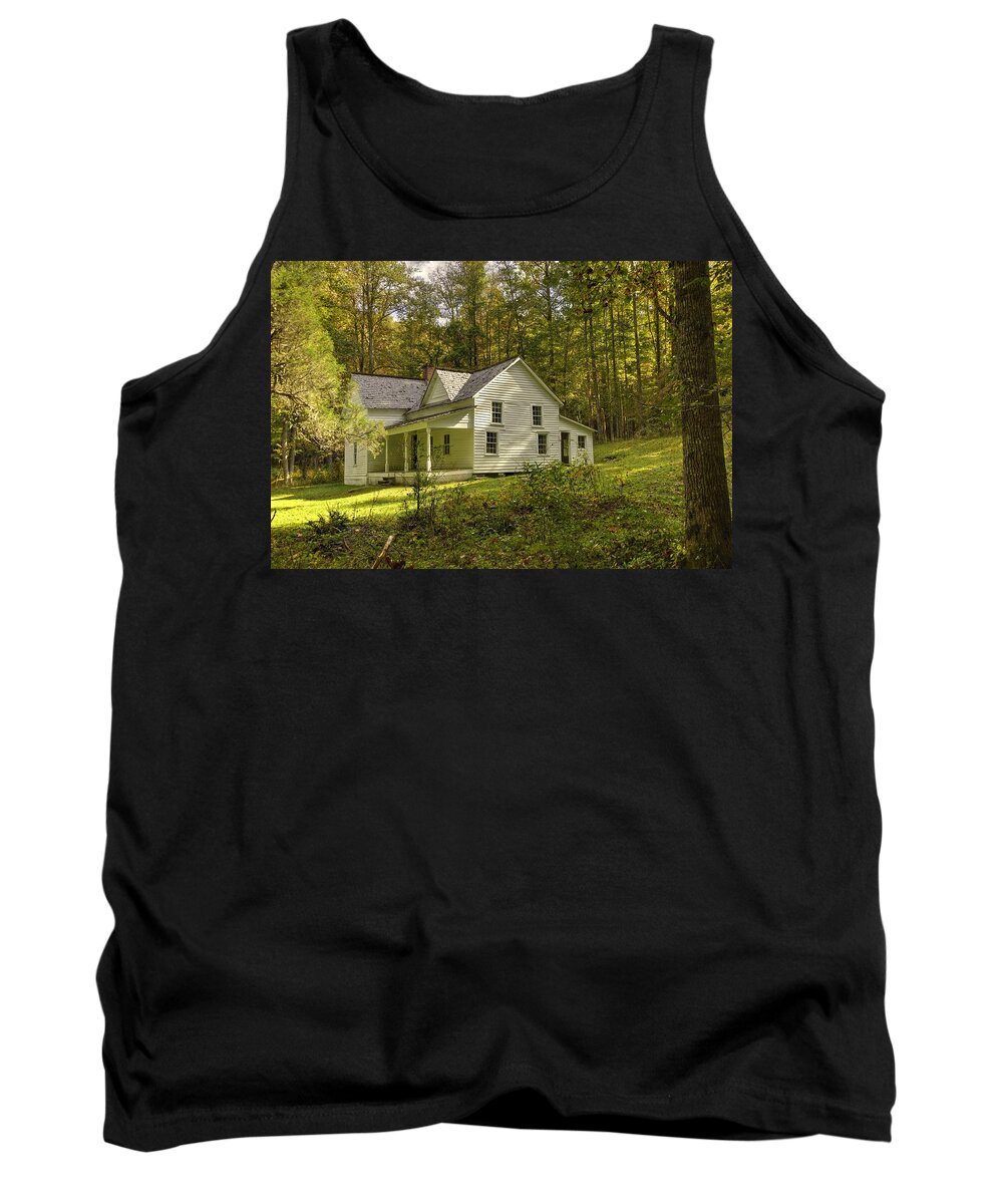 Steve Woody House Tank Top featuring the photograph Steve Woody House by Carol Montoya