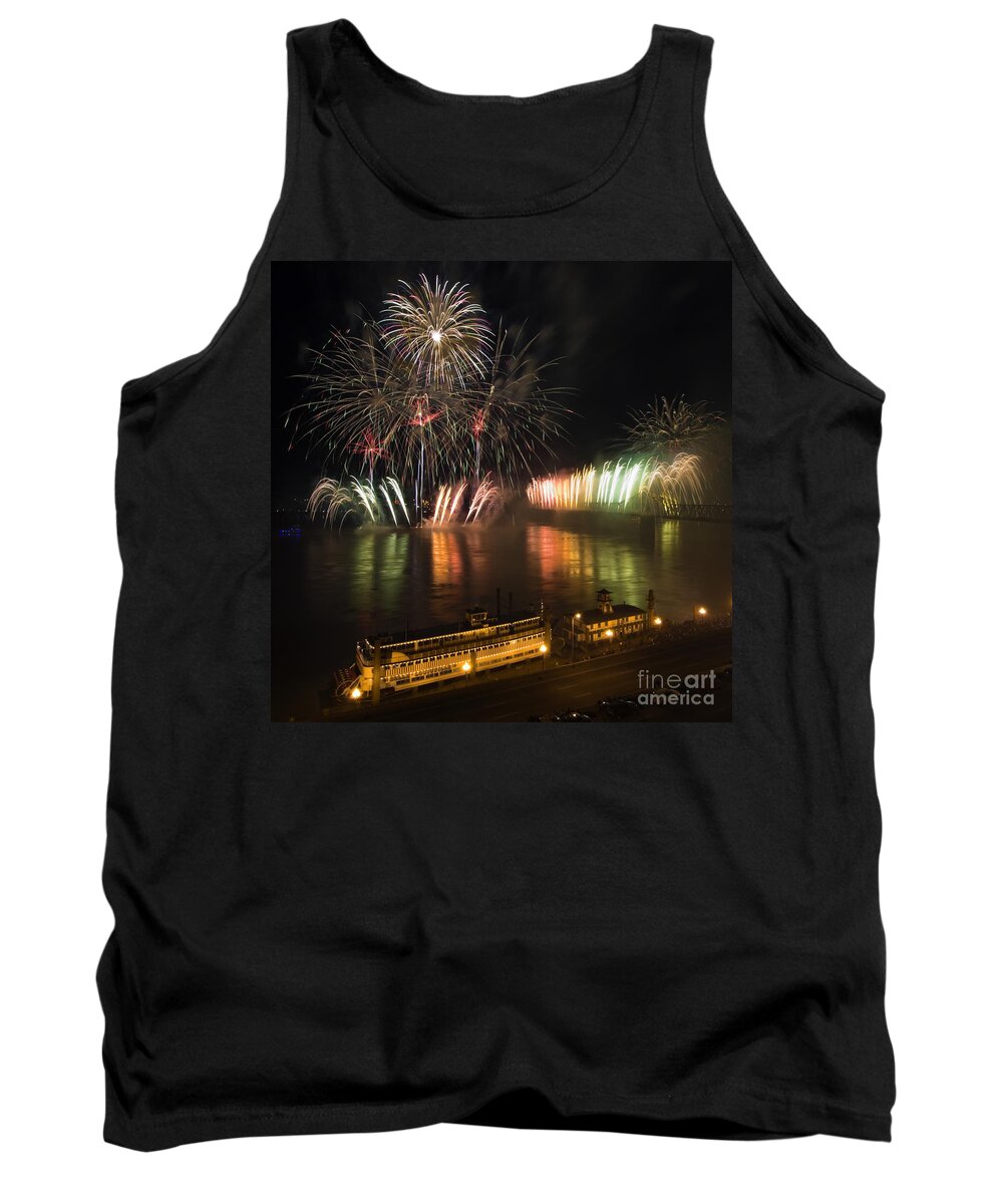 Thunder Tank Top featuring the photograph Thunder Over Louisville - D008432 by Daniel Dempster