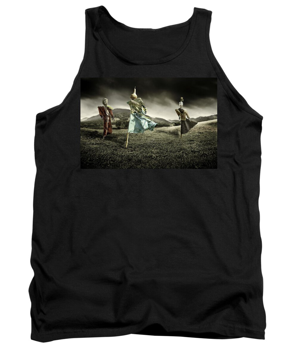 Scare Crow Tank Top featuring the photograph West Windz by Gray Artus