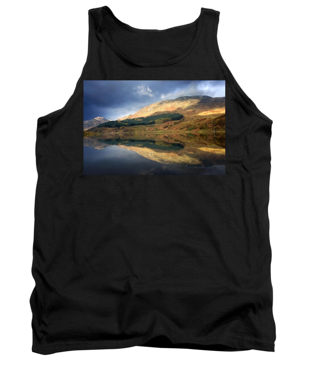 Beauty In Nature Tank Top featuring the photograph Loch Lobhair, Scotland by John Short