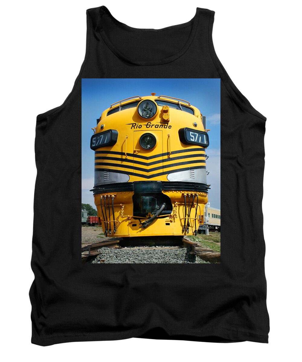 Diesel Train Tank Top featuring the photograph Rio Grande at its Prime by Ken Smith