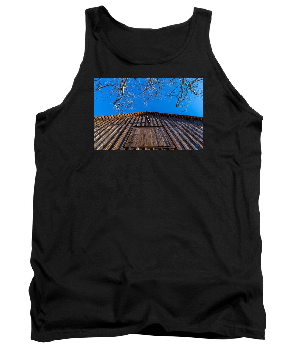 Barn Tank Top featuring the photograph Barn and Trees by Derek Dean