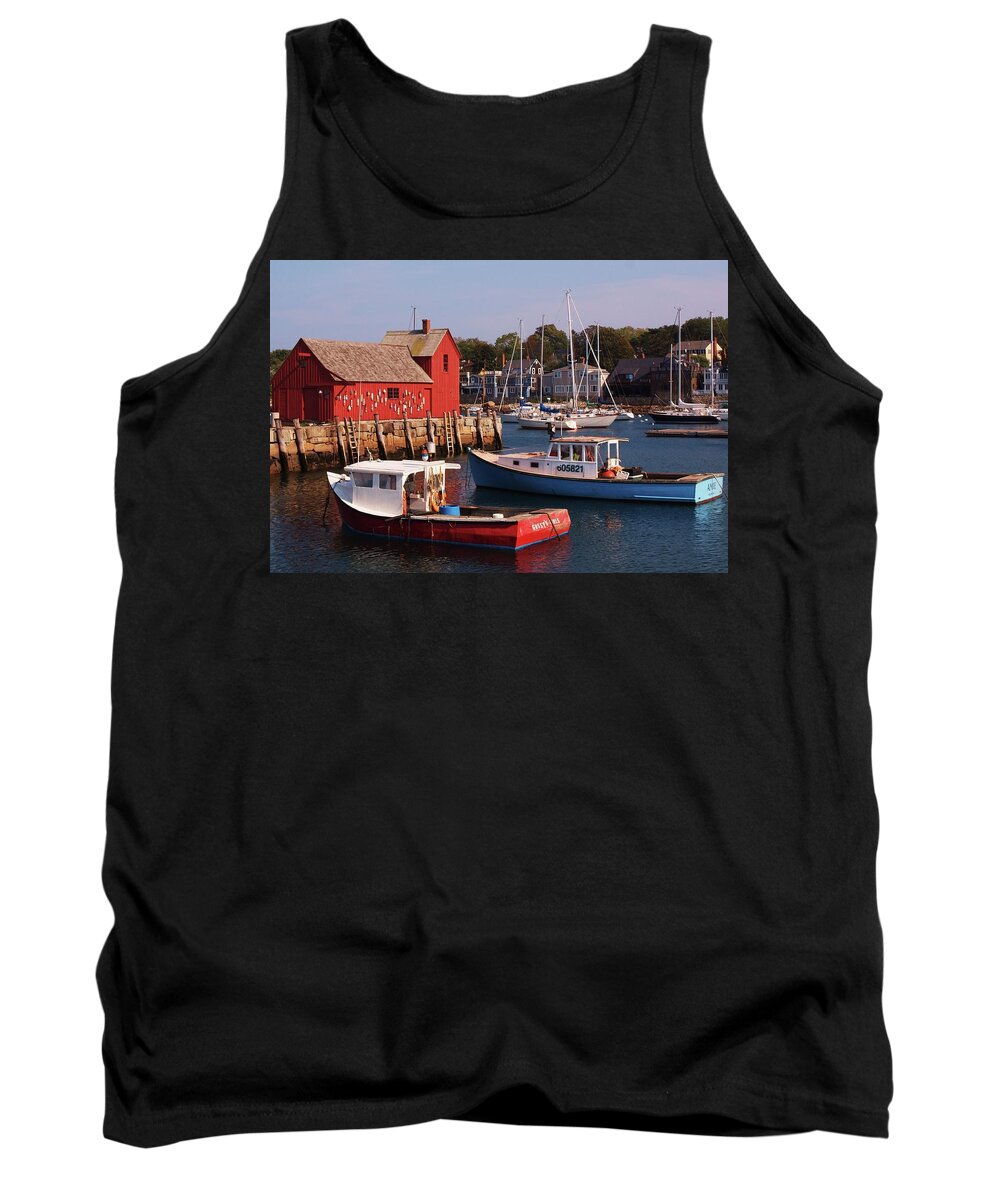 Harbor Tank Top featuring the photograph Fishing shack by John Scates