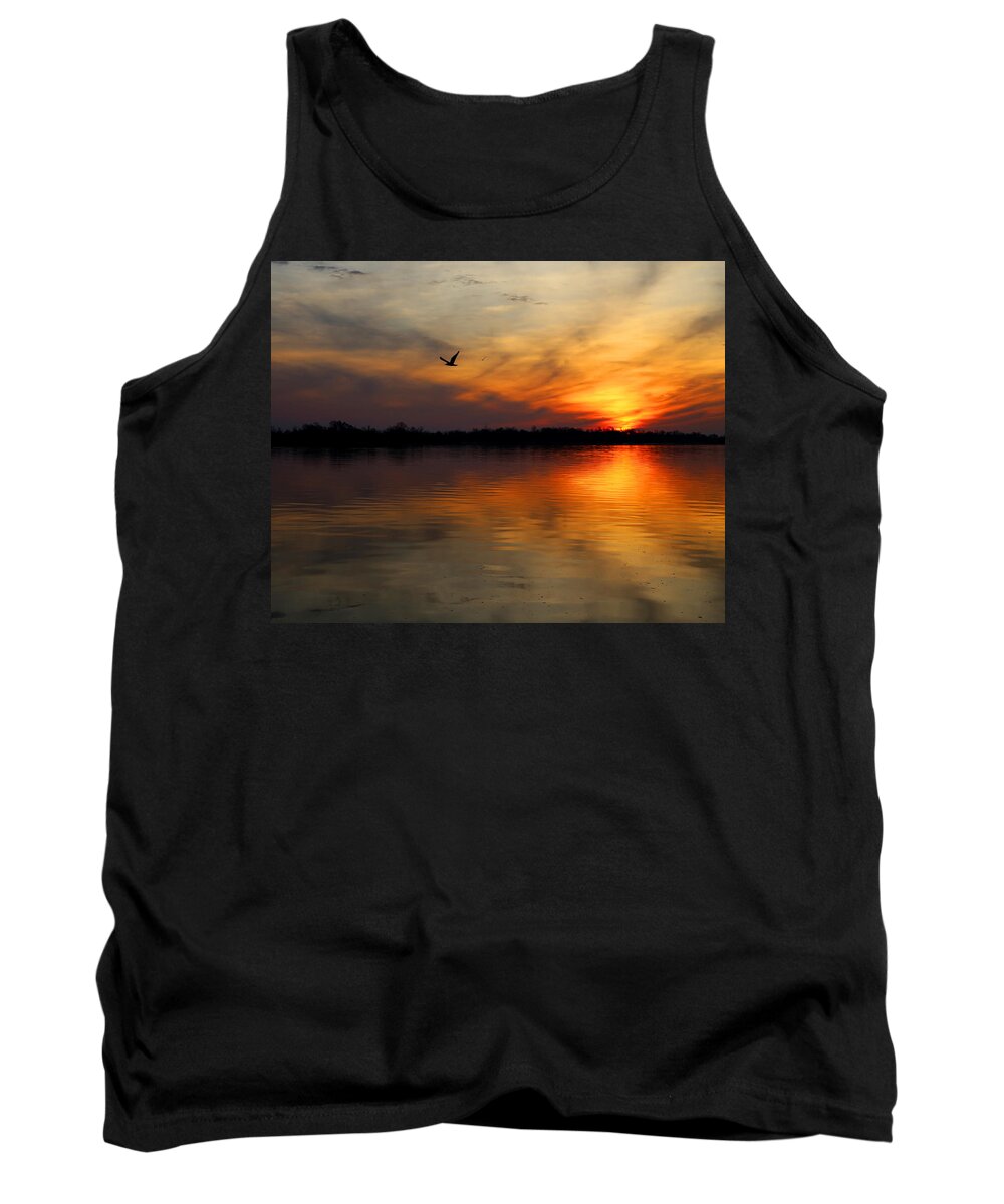 Port Neches Tank Top featuring the photograph Good Morning by Judy Vincent
