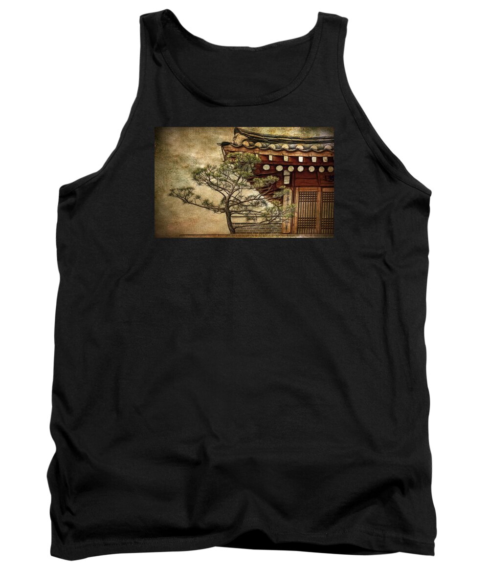 Korea Tank Top featuring the photograph Hanok and Pine by Cameron Wood