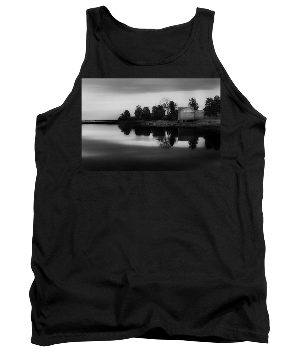 Cape Cod Tank Top featuring the photograph Old Cape Cod by Bill Wakeley