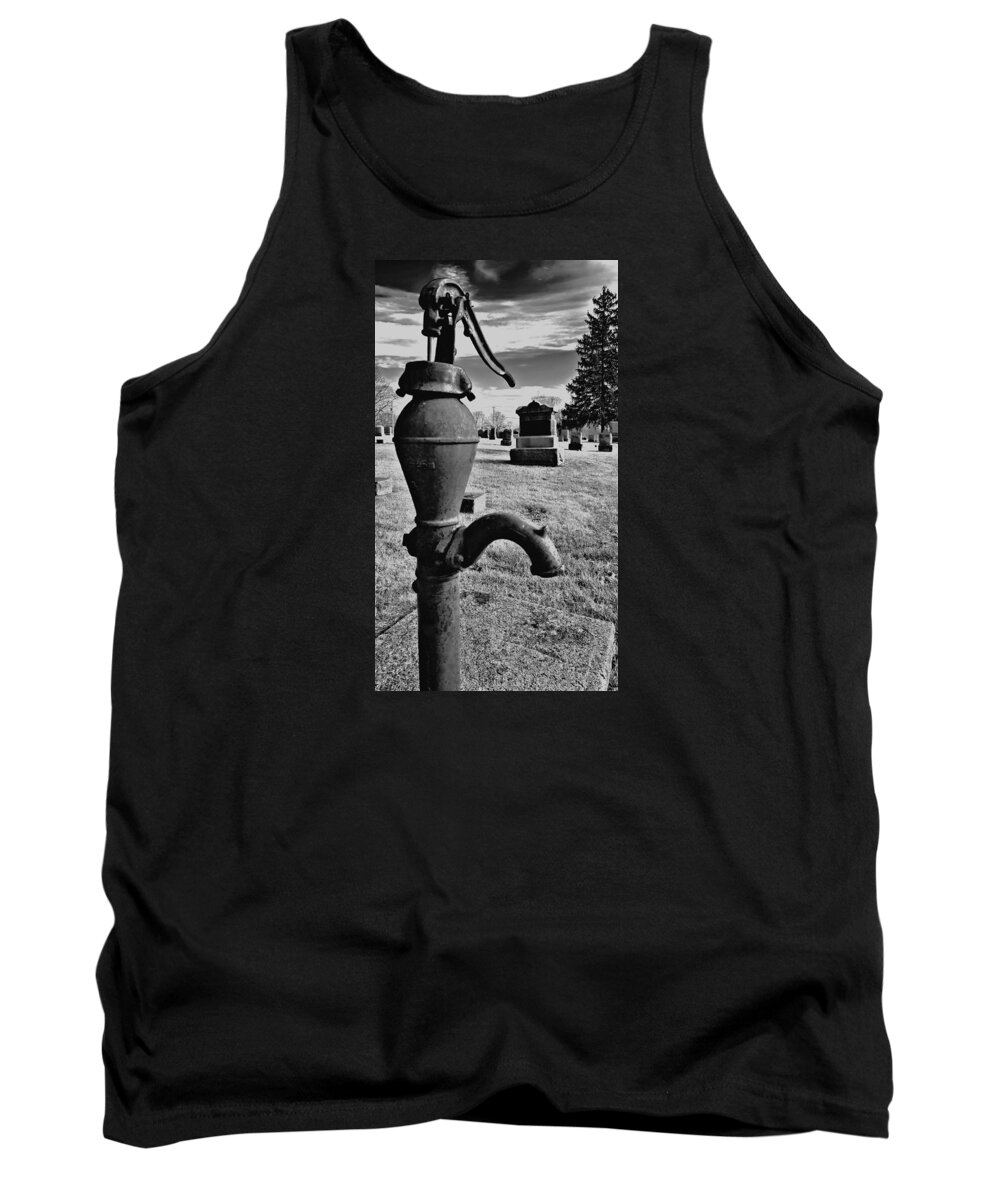 Cemetery Tank Top featuring the photograph Standing Watch by James Stoshak