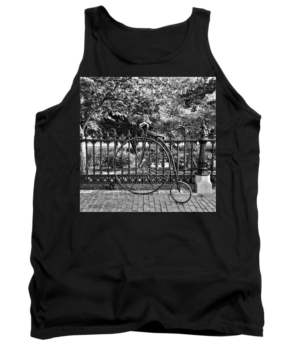 Penny Farthing Tank Top featuring the photograph Penny Farthing And A Squirrel #1 by Rob Hans